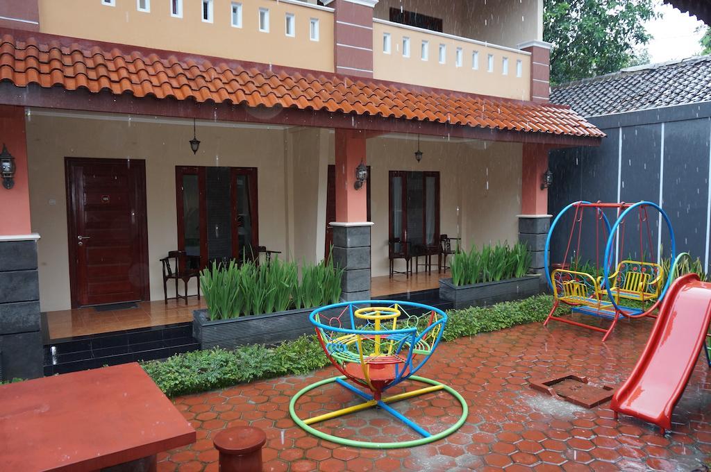 3C Familia Residence Jogjacarta Exterior foto